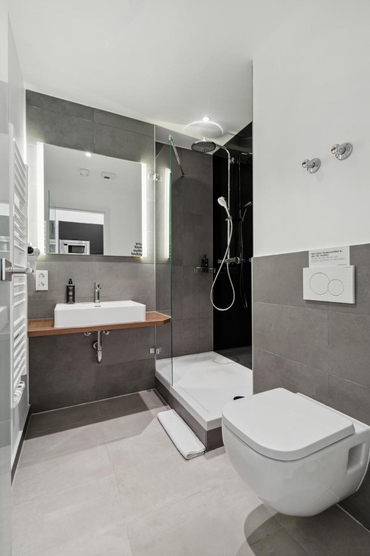 Limehome Munich Fritz-Erler Str Exterior photo