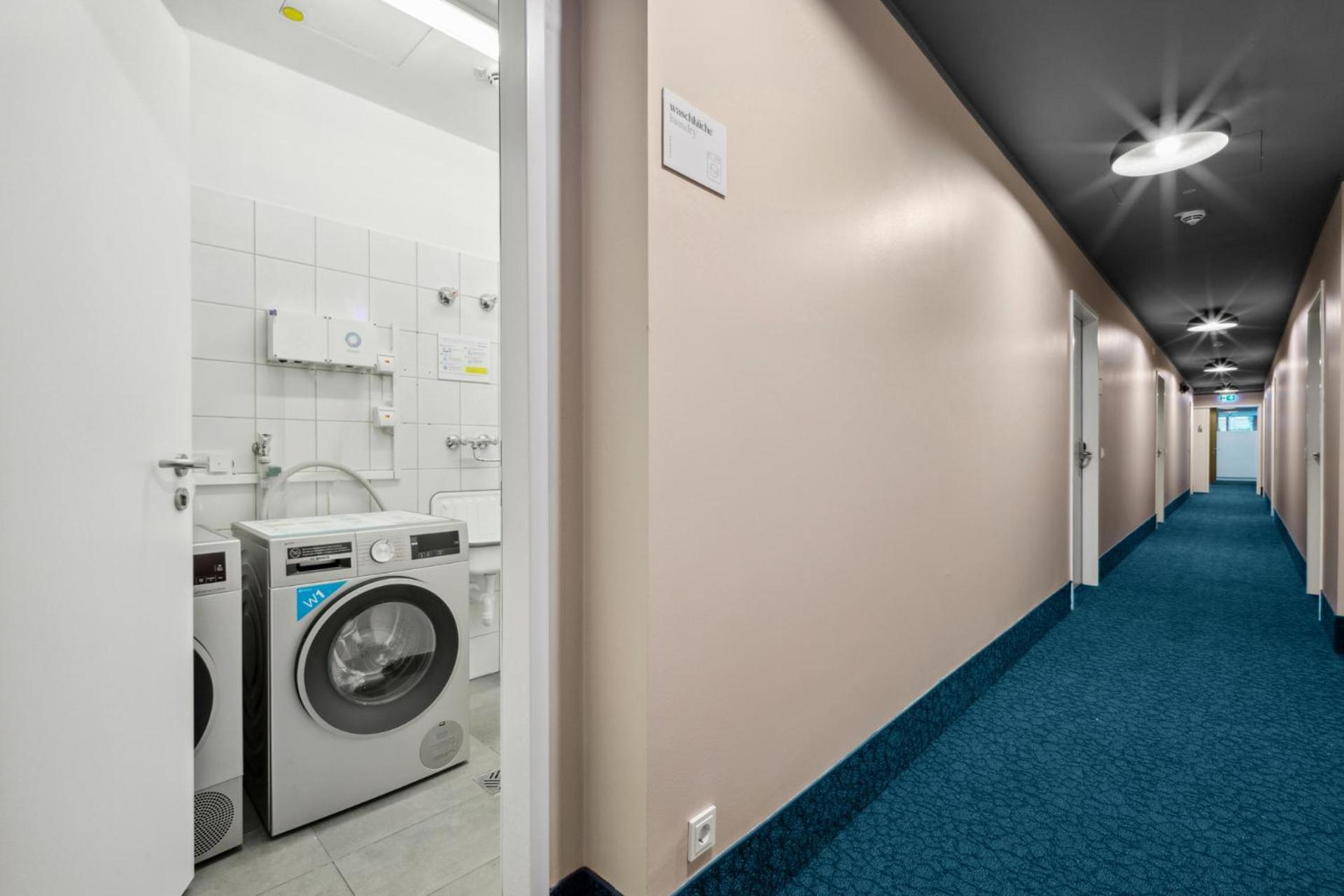 Limehome Munich Fritz-Erler Str Exterior photo
