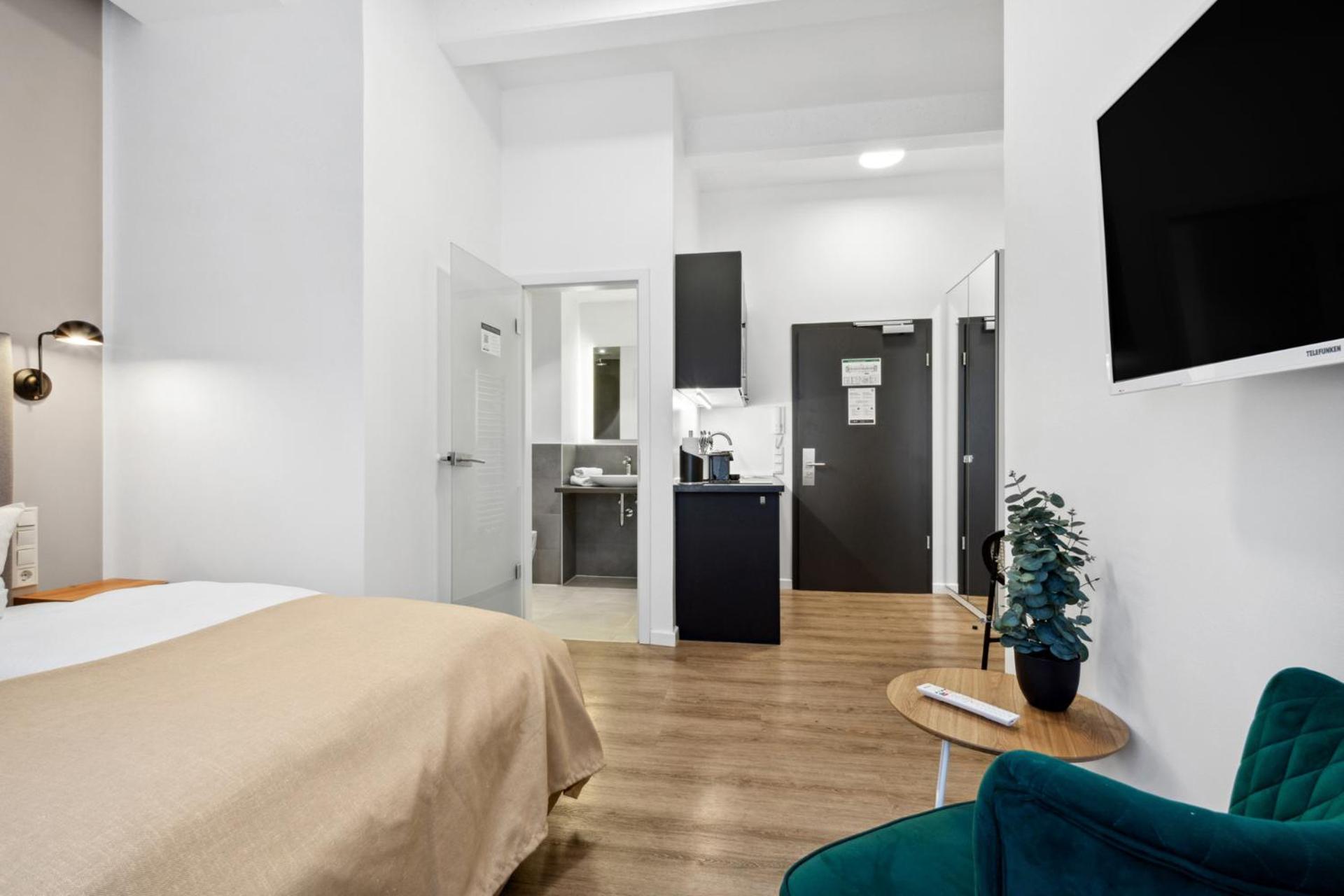 Limehome Munich Fritz-Erler Str Room photo